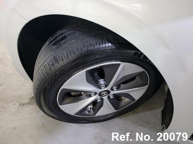  Hyundai / Ioniq Stock No. 20079